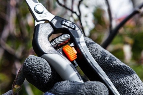 SEKATOR DO MŁODYCH PĘDÓW 185MM ZAKRES DO 6MM