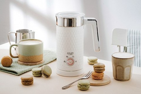Spieniacz do mleka - spienianie i podgrzewanie (latte i cappucino)