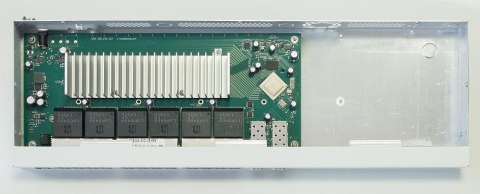 MIKROTIK ROUTERBOARD CRS326-24G-2S+RM