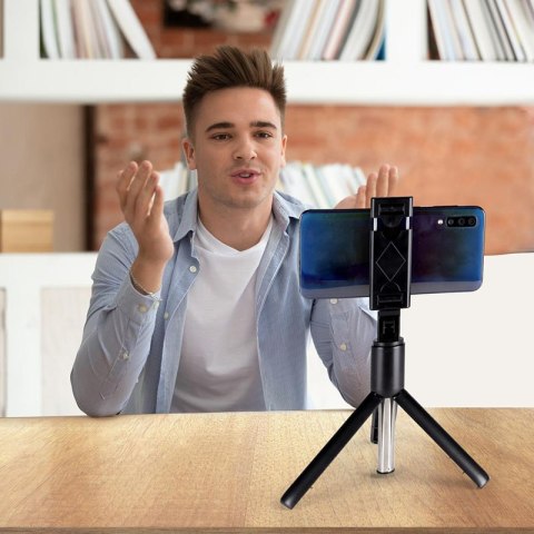 Grundig - Statyw na smartfon / selfie stick Bluetooth