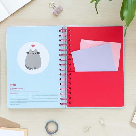 Pusheen - Kalendarz / Planner tygodniowy 2023/2024 z kolekcji Purrfect Love (14.8 x 21 cm)